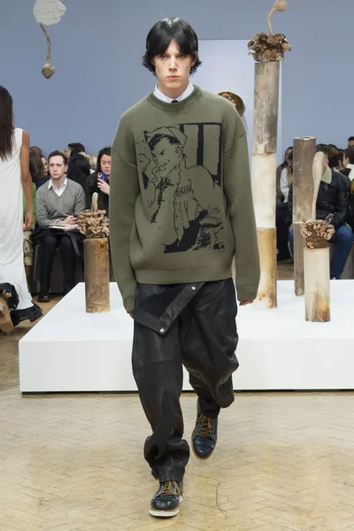 Look 23